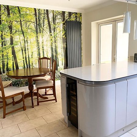 Spacious Five-Bedroom House Close To York Centre - Orchid House מראה חיצוני תמונה